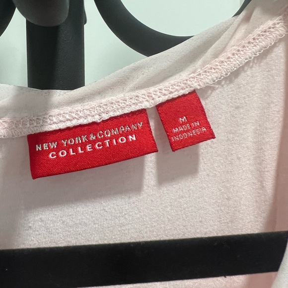 NY&C Blouse - Picture 2 of 2